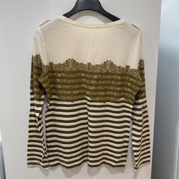 T SHIRT - Picture 2 of 9